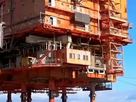 Turns out this is how “offshore drilling rigs” are anchored.