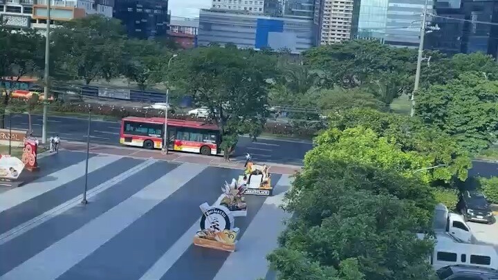 【 念心🙏 】🌷愿世间平安健康，快乐幸福 ，无灾无难 💕添子添福，财源滚滚来 ～