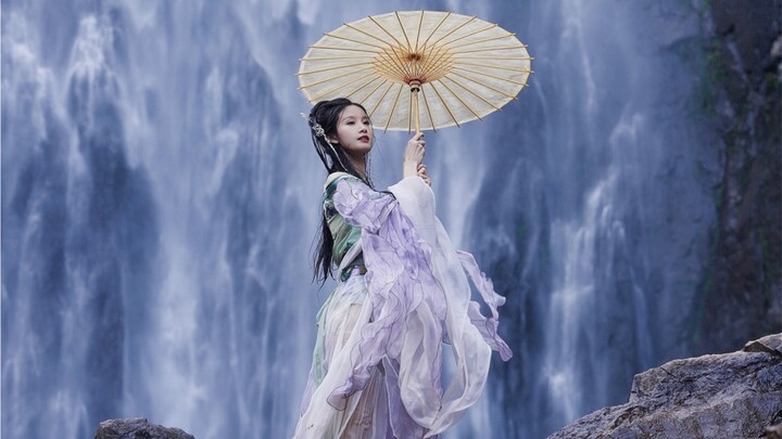 Ini Cina • Air Terjun Baizhang!