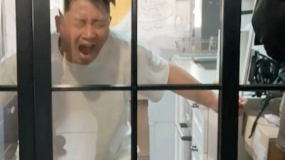 When I told my son that the kitchen door is silent!