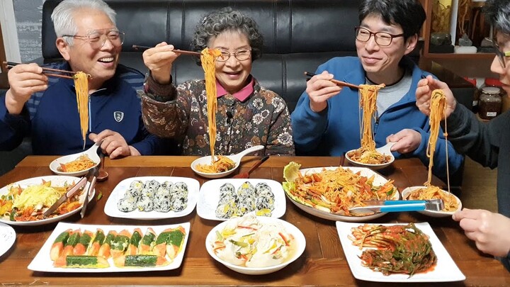 기막힌 맛~! 골뱅이 소면 먹방 (골뱅이 무침, 간단한 주먹밥, 크래미 전) Golbaengi Muchim Mukbang / Korean Food Recipes