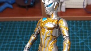 Reprint of the Ultimate Brilliant Zero Ultraman Shining Form shf