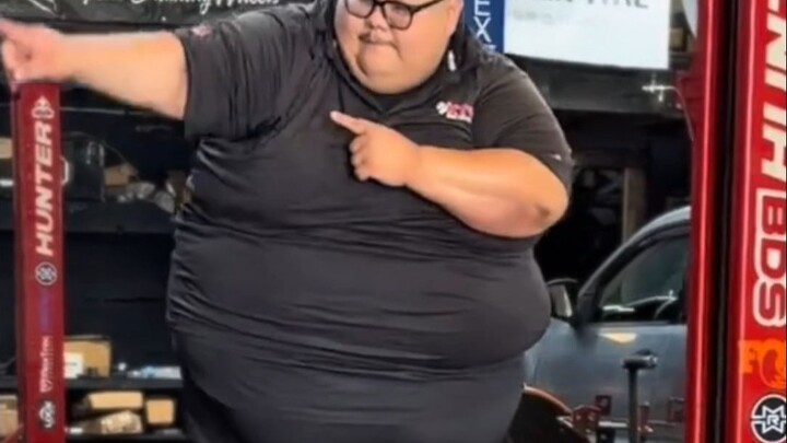 [Stomach-Cruise Review] A super‑large stomach has suddenly appeared—this one must not be allowed to 