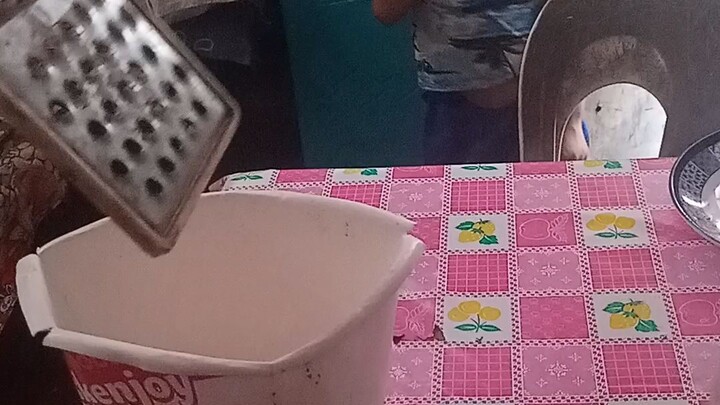 kojic charcoal and calamasi..mix..para sa pawisan at pampapaputi pa