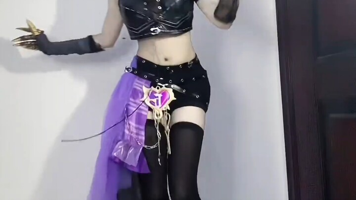 [Lock Core Cosplay] Would you fall for me if I danced like this?