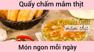 Quẩy chấm mắm thịt