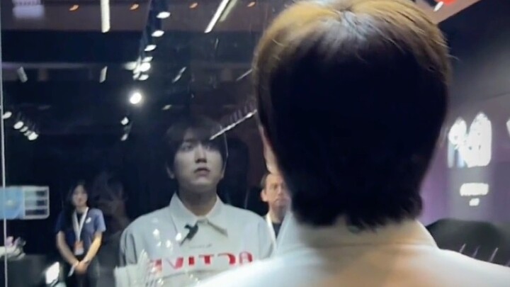 Invited to Xiaomi's Launch Event: Lei Jun's Annual Speech