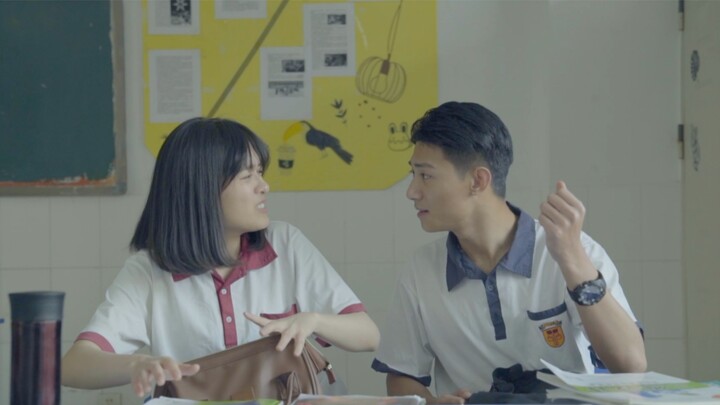 Mùa hè năm đó không có chuyện lãng mạn gì cả, chỉ có sự va chạm lớn giữa miền Bắc và miền Nam!
