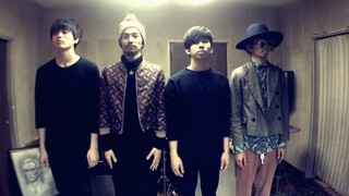 【#井口理# 】CDTV的跨年特别节目，#King Gnu# 4人将在乐队相遇的地方，常田的奶奶家表演 McDonald Romance。最早期大家DI…