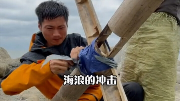 Survival on a Deserted Island: The Fishing Rig Just Isn’t Cutting It
