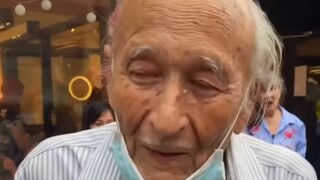 Wawancara dengan Lansia di Jalanan Toronto: Pelajaran Hidup Anda
