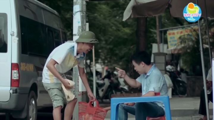 Chuyện đời éo le của những anh em đánh giày  Kem Xôi TV
