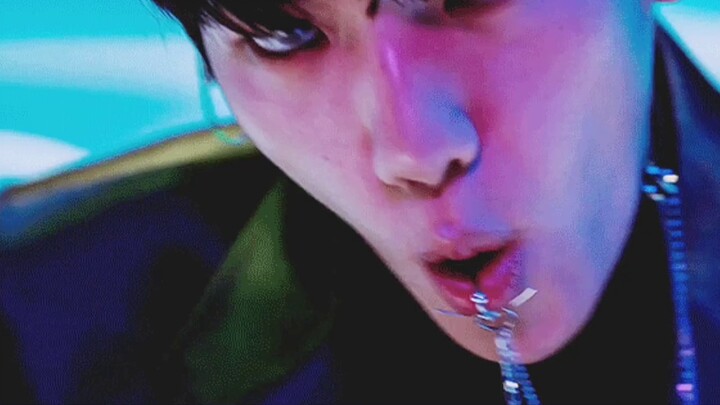 The idol’s god-level eye makeup textbook is the best in South Korea ❅ Is he a doll?