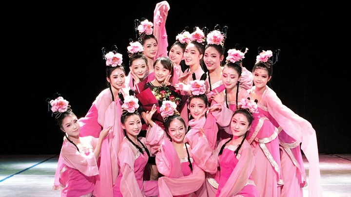 [Lao Zhang] Drama Test "Taoyao" The peach tree is young and beautiful, and its flowers are bright an