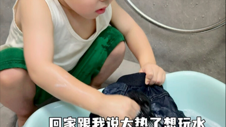 Mỗi con khỉ một kiểu buộc.