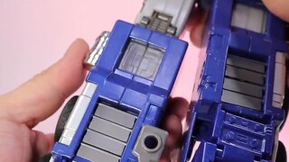 The eternal leader of the Autobots, the pioneering work of the Transformers MP series!