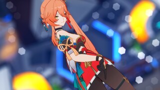 桂 乃 芬 的 军 火 展 示🥵