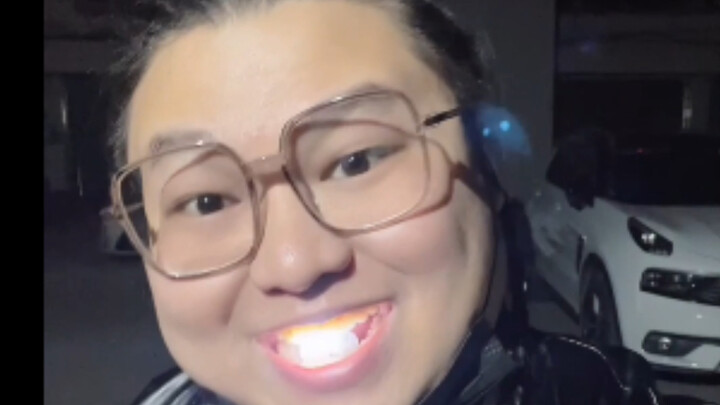 จะมีใครอวยพรโดยไม่ได้ปลดปล่อยปากบ้างล่ะ? ต้องปลดปล่อยแล้วถึงจะศักดิ์สิทธิ์!