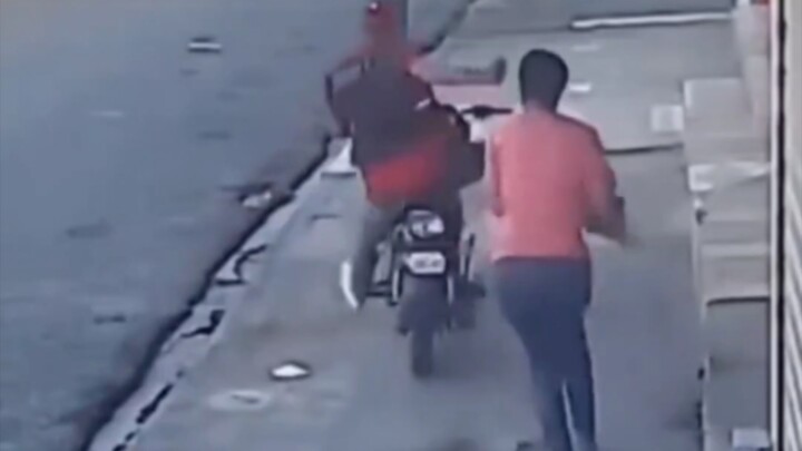 Hurry up and give him a push.