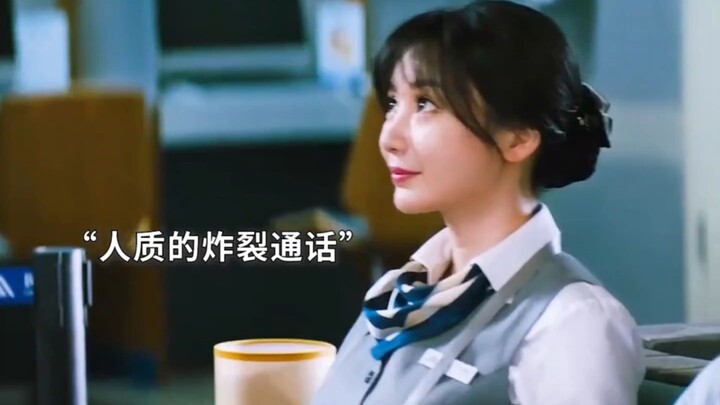 In the drill, an elderly man absolutely smacks a fake robber—police are totally stunned!