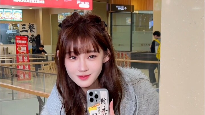 علاقتي العاطفية لا تعتمد على التقارب المتبادل، بل على ملاحقتي الأحادية الجانب.