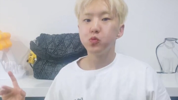 Bố mẹ vắng nhà, cuộc sống thường ngày của anh chị em nhà Quyền～(Tính cách của chị gái đúng là cực ng