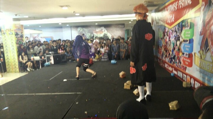 NaruHina vs Pain cosplay team performance