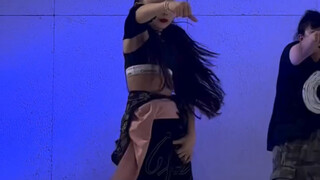 Quá đỉnh! Cô bé Nhật Bản 11 tuổi, nhảy được 4 năm, trình diễn aespa - "Dirty Work"