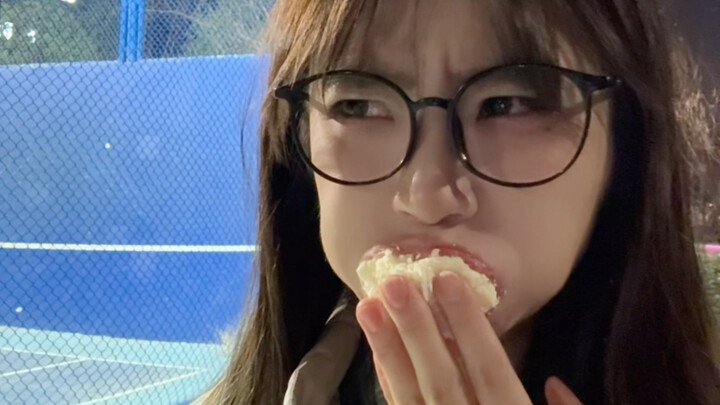 9 Lives: The Yogurt-Biting Incident!