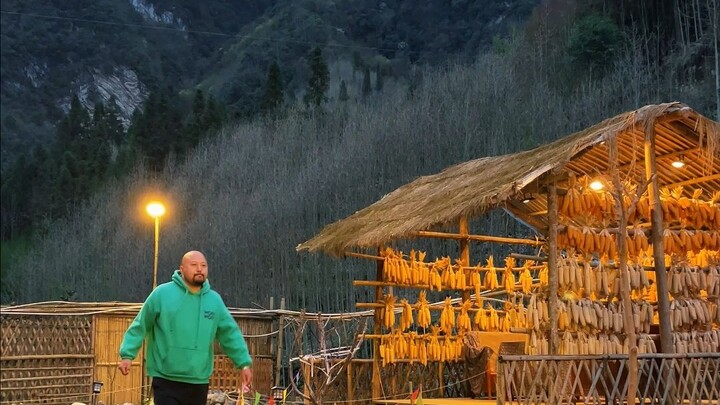Thịt mềm mịn, vị ngon thơm nức, ăn vào thì tuyệt vời hết ý, bát hương này bạn nhất định phải thử một