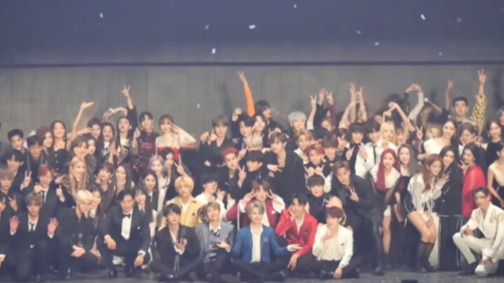 【Kpop】“Tiba-tiba teringat kawan-kawan bodoh yang penuh semangat di masa itu”