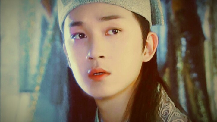 TM This is what a teenager experiencing love for the first time really looks like!!!