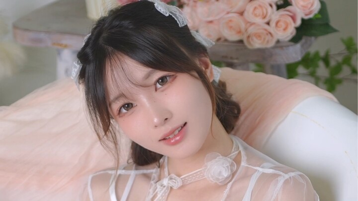 Come on, look this way and smile!