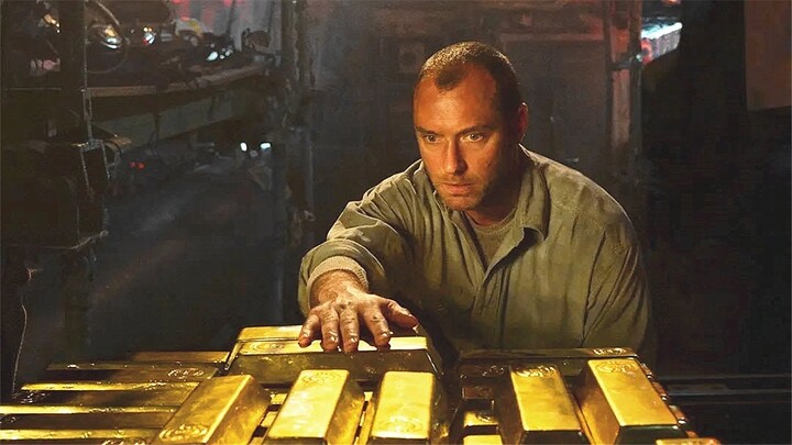 Man Finds $100 Million In Gold, But His Friends Want To Take All Of It