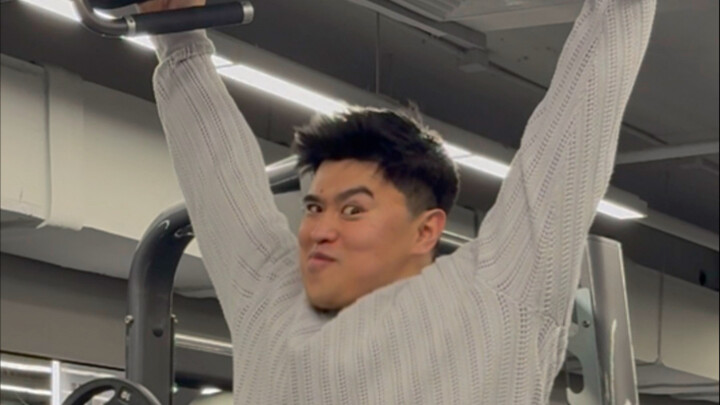 ทำให้คล่อง 4 ท่าฝึกนี้ แล้วคุณจะทำโหนบาร์ได้ตั้งแต่เริ่มต้นจนสำเร็จ!