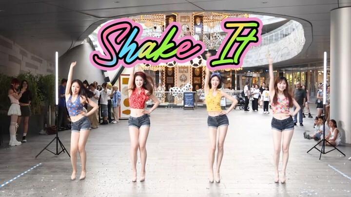 【SISTAR】Phần trình diễn lại bài “Shake It” tại sự kiện quảng bá ở Trung tâm thương mại Vạn Tượng, Tế