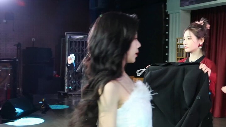 Why do I feel there's some good chemistry when You Miao and Shen Mengyao hang out together? And then