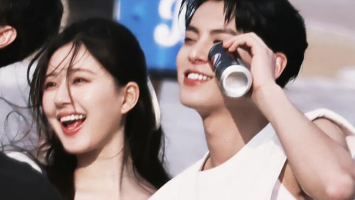 Waduh! Ini tuh yang katanya berharga tiga ribu yuan? Keren banget!