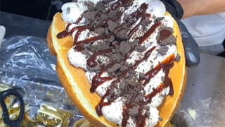 Freshly baked cream waffles by the roadside are so delicious! Such a huge portion of cream—so genero