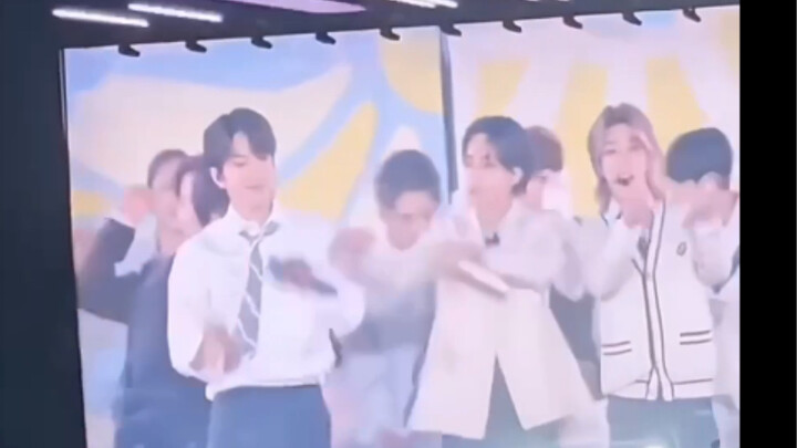【seventeen】Bộ ba tiết kiệm pin đáng yêu quá đi mất (đang cập nhật)