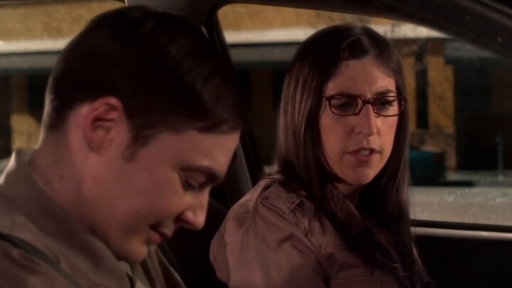 [TBBT] He wants to bribe Xiaohua with a pack of gummy bears. Erduo is just thinking too simply.