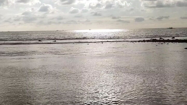 pantai teluk sirih