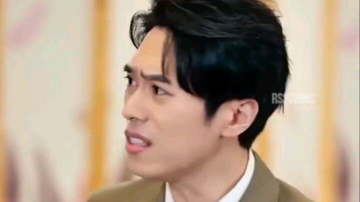 CEO YANG SOMBONG