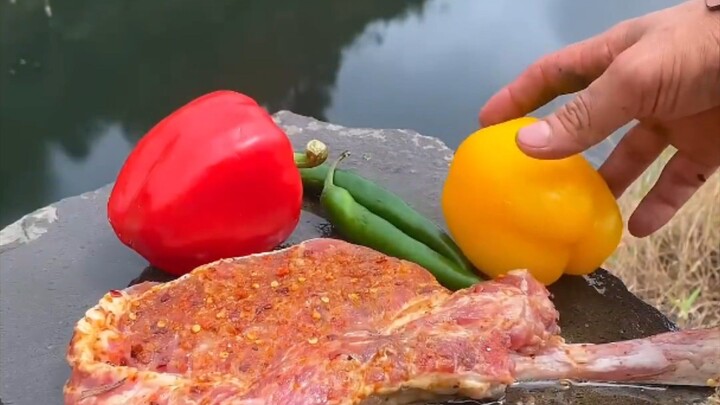Outdoor Steak & Creamy Mashed Potatoes 🔥🥩 | Amazing Camp Cooking