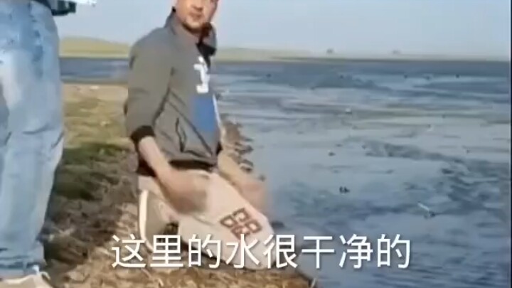 Even the snake thinks this water is so clean!