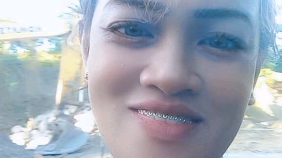 Ung masaya k KS khit saglit nka piling mo ang ngpapasaya Ng buhay