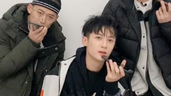 [Tan Jianci] Cross-dressing series - Duoduo with dull eyes