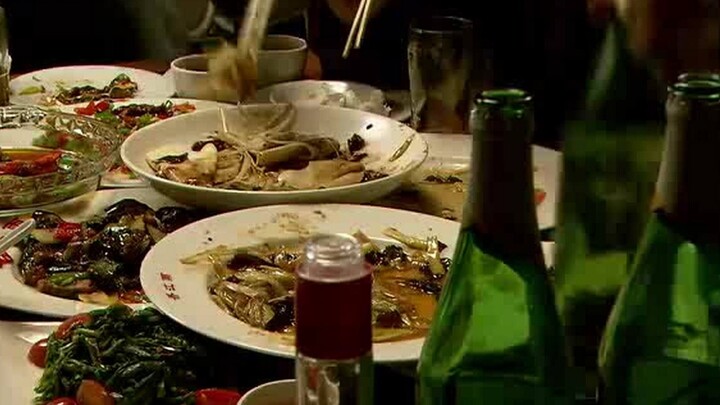[คัทซีนหนังจีน] เมื่อคุณพ่อพาเพื่อนมากินอาหารแต่ไม่มีใครยอมจ่ายเงิน