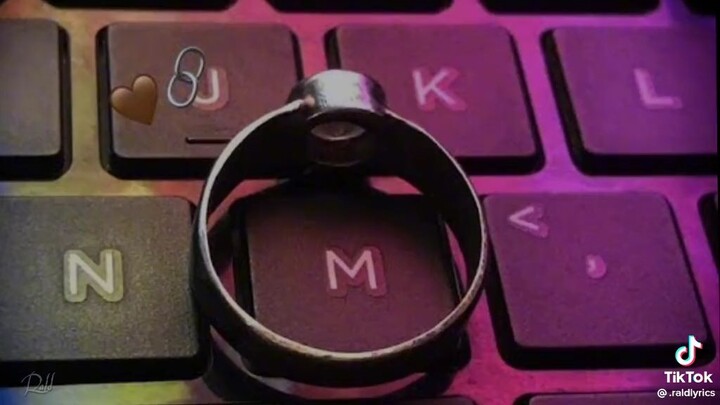 ikaw ang hanap ko sa bawat sandali