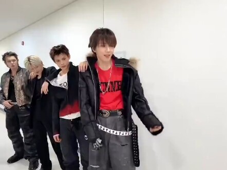 ชเว ยอนจุน + ฮัน จีฮุน + โจ ยูบอม + คิม อุนฮัก คุยกับคุณยู้วววววว 🚂💥260101